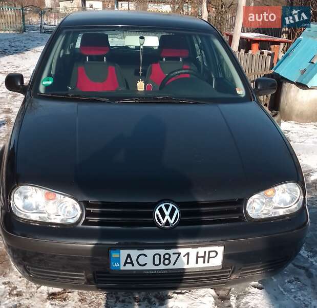 Volkswagen Golf 2001