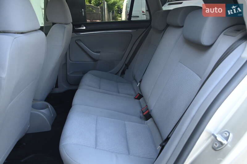 Універсал Volkswagen Golf 2008 в Бердичеві