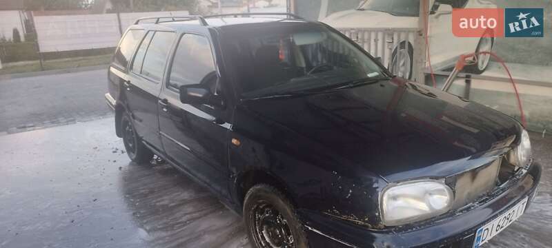 Універсал Volkswagen Golf 1998 в Здолбуніві
