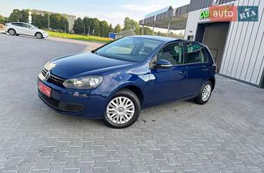 Хетчбек Volkswagen Golf 2010 в Володимирі