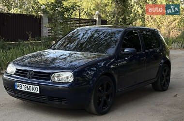 Хэтчбек Volkswagen Golf 2002 в Вольнянске
