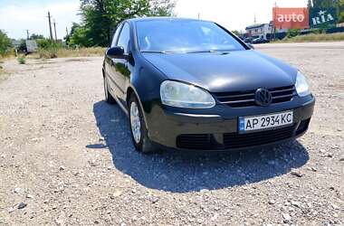 Хетчбек Volkswagen Golf 2005 в Запоріжжі