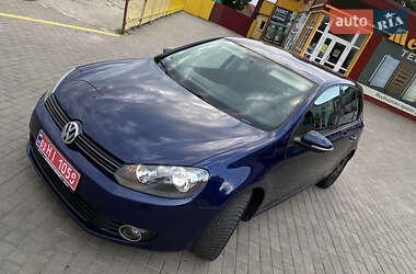 Хэтчбек Volkswagen Golf 2010 в Владимире