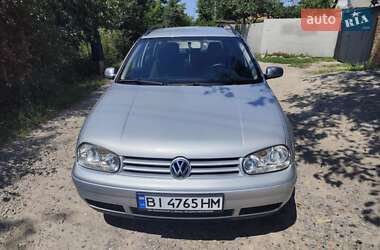Універсал Volkswagen Golf 2004 в Миргороді