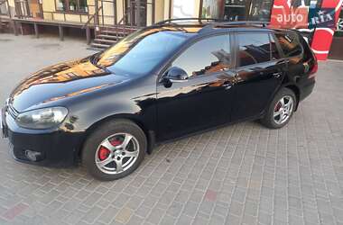 Універсал Volkswagen Golf 2009 в 