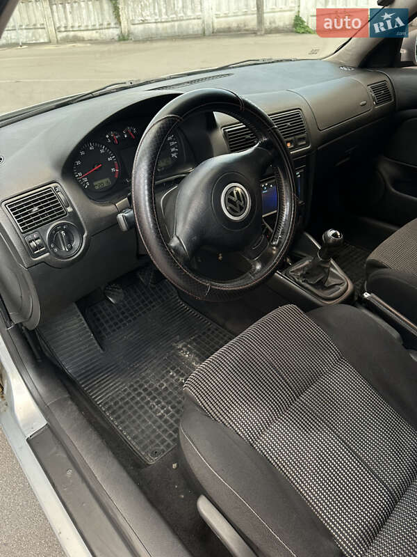 Хэтчбек Volkswagen Golf 1998 в Полтаве