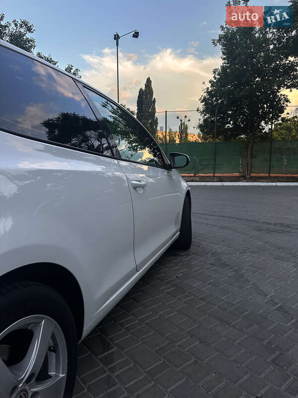 Хэтчбек Volkswagen Golf 2009 в Одессе
