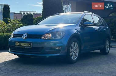 Універсал Volkswagen Golf 2016 в 