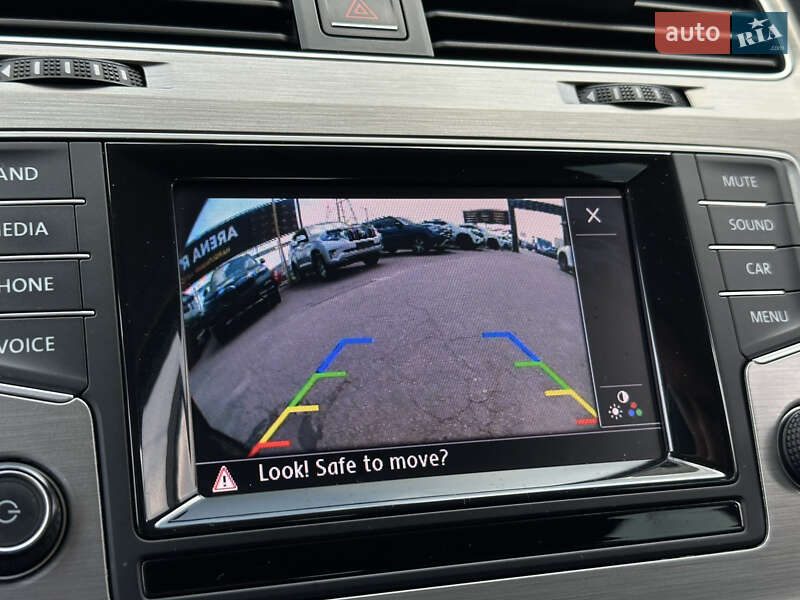 Хэтчбек Volkswagen Golf 2014 в Харькове