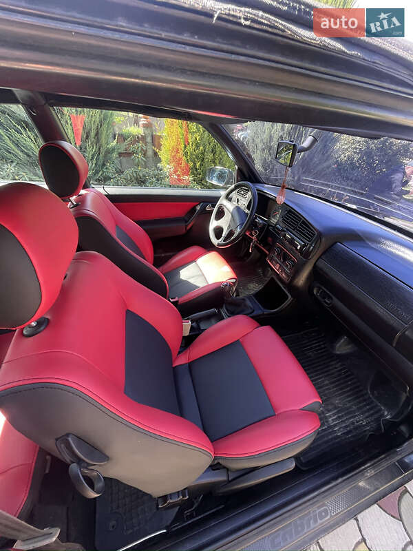 Кабриолет Volkswagen Golf 1998 в Любешове
