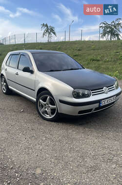 Хэтчбек Volkswagen Golf 1999 в Заставной