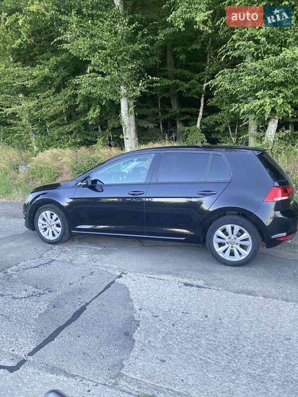 Хетчбек Volkswagen Golf 2013 в Мукачевому