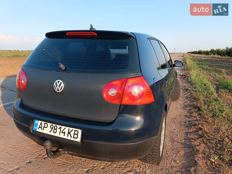 Хэтчбек Volkswagen Golf 2005 в Никополе фото 4 Хэтчбек Volkswagen Golf 2005 в Никополе