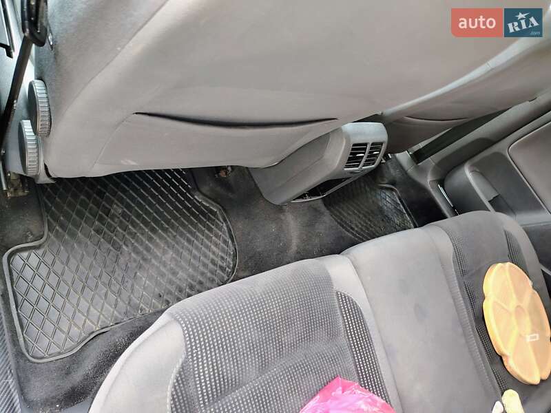 Универсал Volkswagen Golf 2008 в Львове