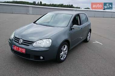 Хетчбек Volkswagen Golf 2008 в Києві