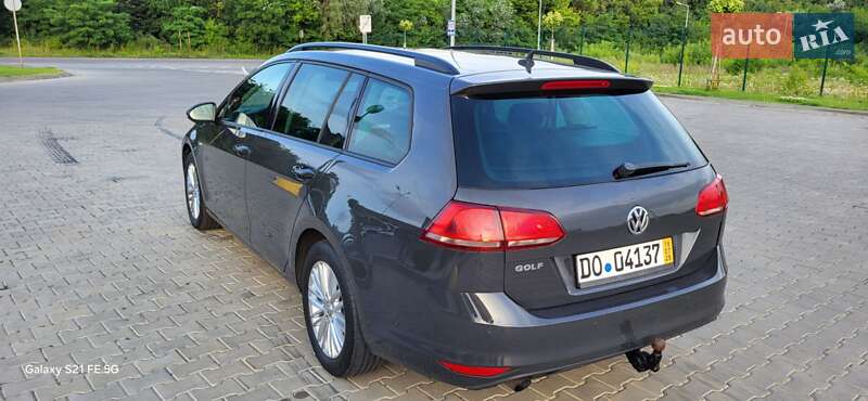 Універсал Volkswagen Golf 2014 в Луцьку