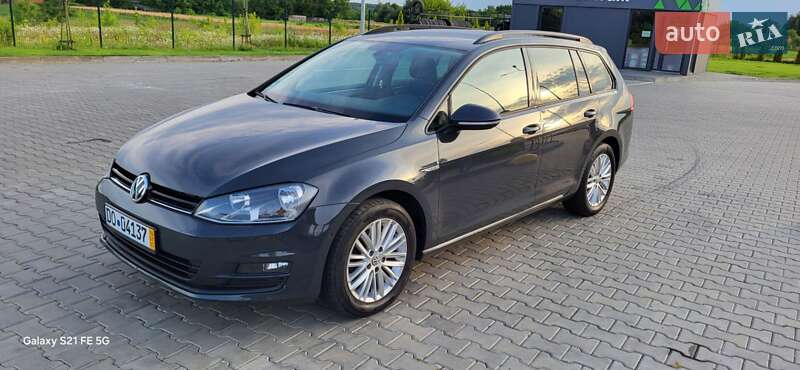 Універсал Volkswagen Golf 2014 в Луцьку
