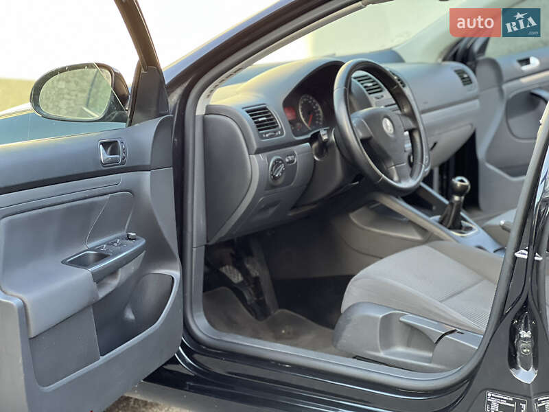 Универсал Volkswagen Golf 2008 в Тернополе