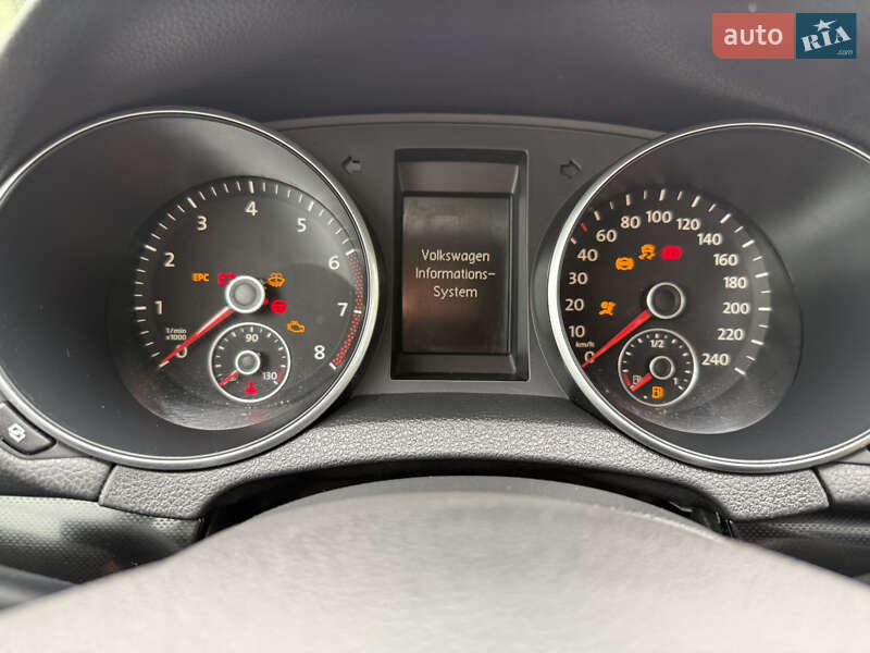 Универсал Volkswagen Golf 2010 в Красилове