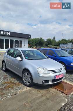 Хэтчбек Volkswagen Golf 2007 в Новоархангельске