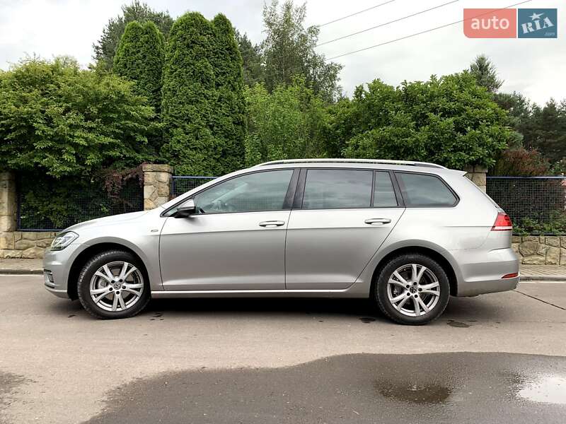 Універсал Volkswagen Golf 2018 в Львові фото 3 Універсал Volkswagen Golf 2018 в Львові