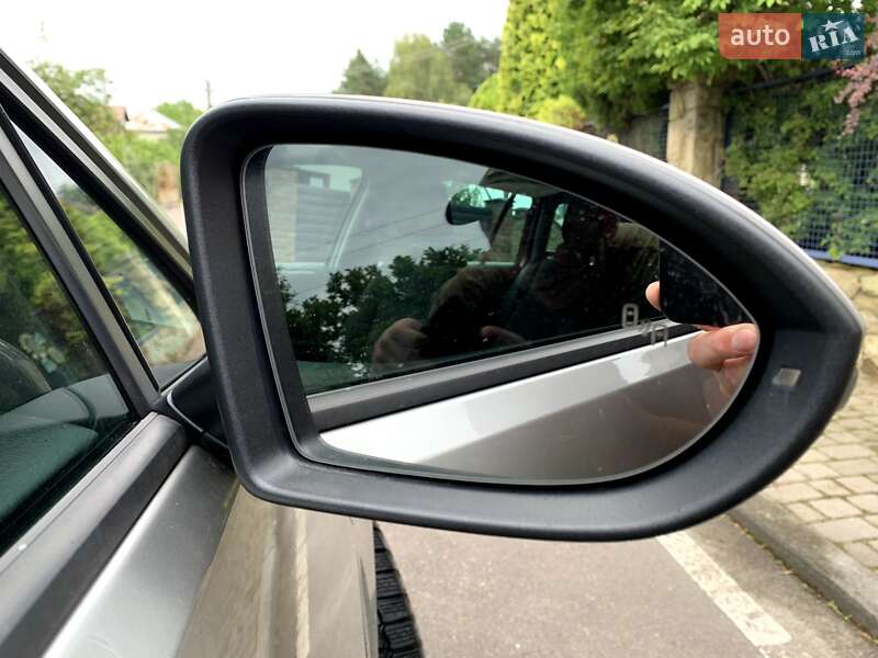 Універсал Volkswagen Golf 2018 в Львові фото 20 Універсал Volkswagen Golf 2018 в Львові