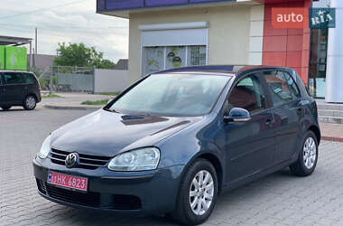 Хетчбек Volkswagen Golf 2006 в Вознесенську