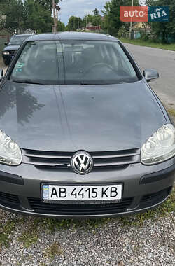 Хэтчбек Volkswagen Golf 2005 в Виннице