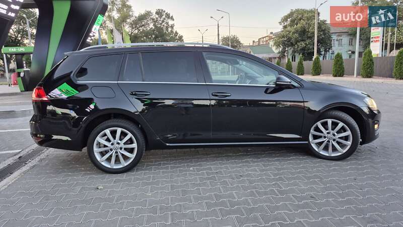 Універсал Volkswagen Golf 2015 в Одесі