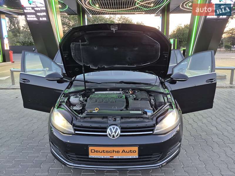Універсал Volkswagen Golf 2015 в Одесі