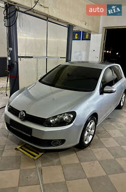 Хетчбек Volkswagen Golf 2011 в Мукачевому