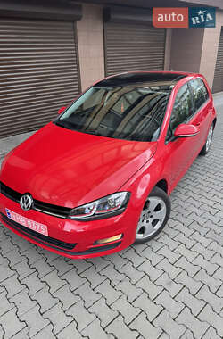 Хэтчбек Volkswagen Golf 2015 в Хмельницком