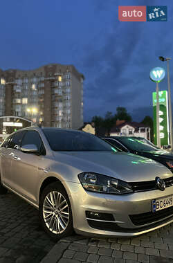 Універсал Volkswagen Golf 2014 в Львові