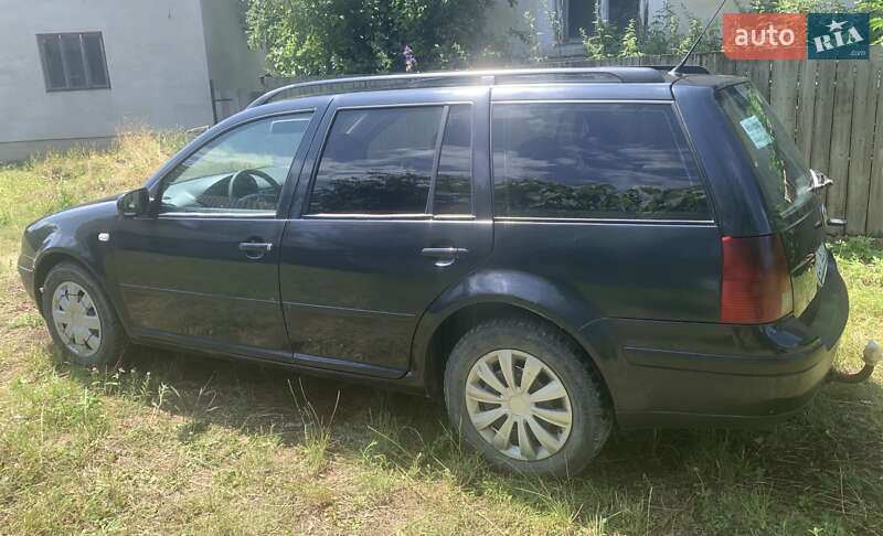 Универсал Volkswagen Golf 2002 в Борщеве