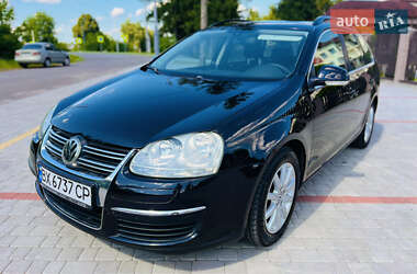 Универсал Volkswagen Golf 2008 в Староконстантинове