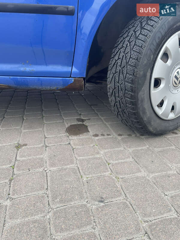 Хетчбек Volkswagen Golf 1998 в Надвірній