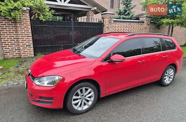 Універсал Volkswagen Golf 2015 в Києві