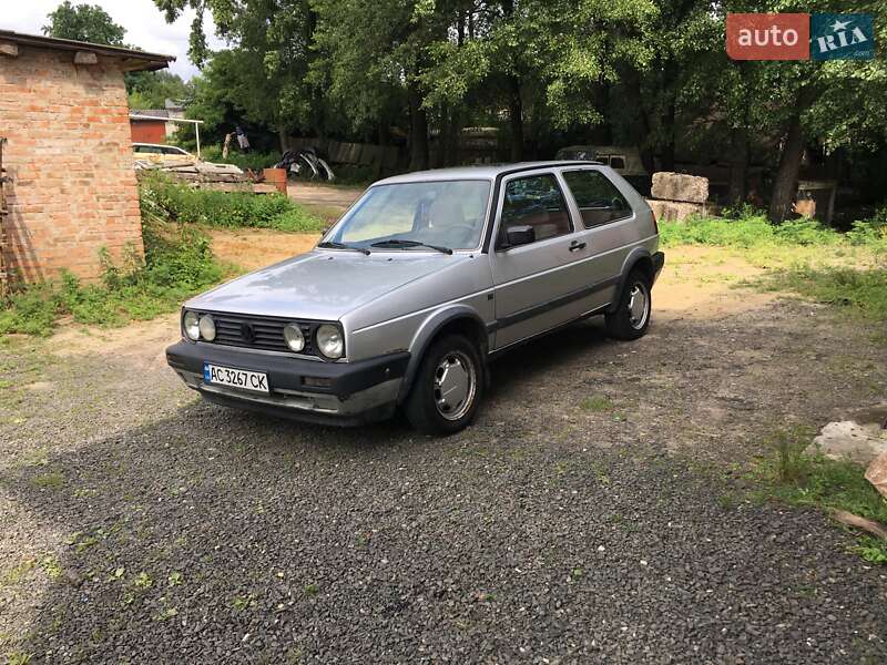 Хэтчбек Volkswagen Golf 1989 в Ковеле