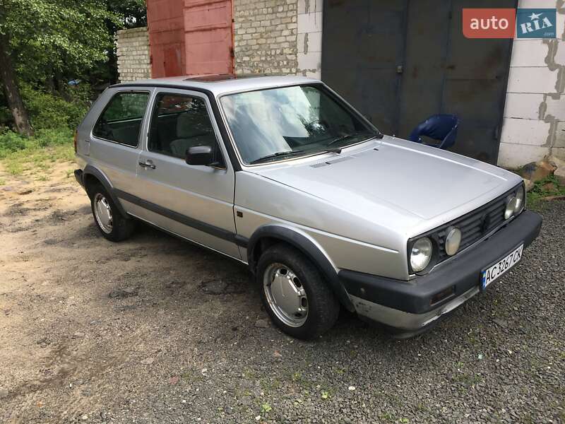 Хэтчбек Volkswagen Golf 1989 в Ковеле