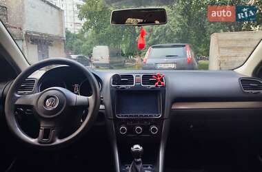 Універсал Volkswagen Golf 2011 в Рівному