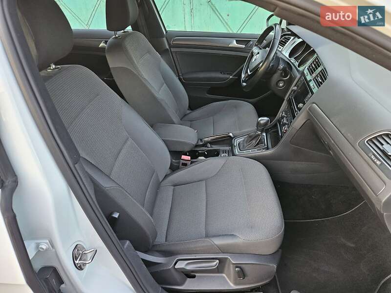 Універсал Volkswagen Golf 2019 в Мукачевому фото 18 Універсал Volkswagen Golf 2019 в Мукачевому