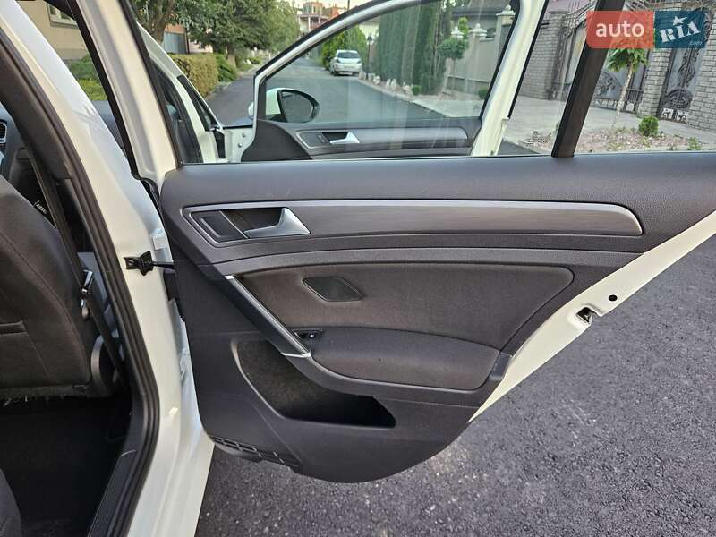 Універсал Volkswagen Golf 2019 в Мукачевому фото 21 Універсал Volkswagen Golf 2019 в Мукачевому