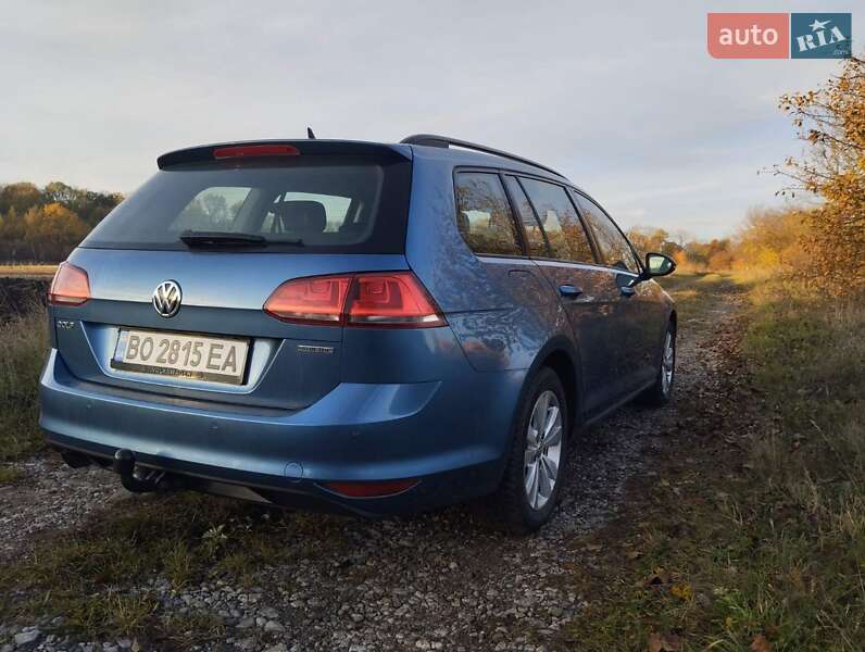 Універсал Volkswagen Golf 2016 в Чорткові