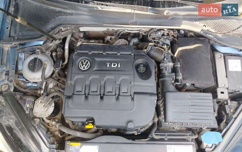 Універсал Volkswagen Golf 2016 в Чорткові