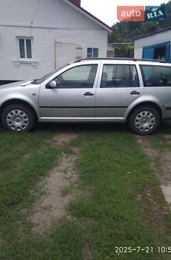 Универсал Volkswagen Golf 2003 в Житомире
