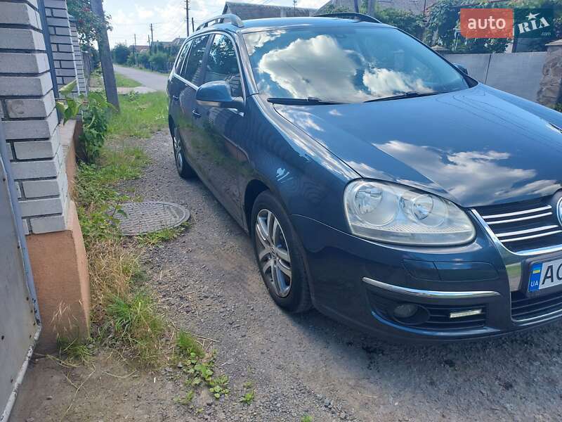 Універсал Volkswagen Golf 2007 в Сваляві