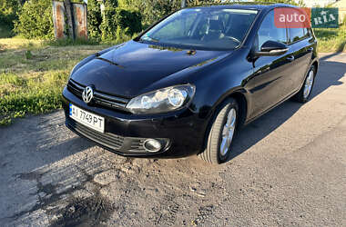 Хетчбек Volkswagen Golf 2010 в Києві