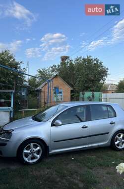 Хэтчбек Volkswagen Golf 2004 в Полтаве