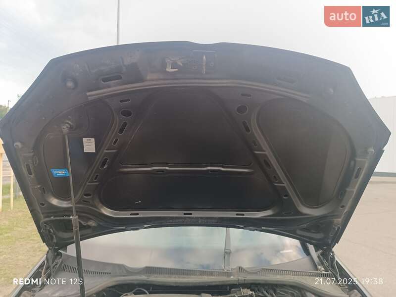 Хэтчбек Volkswagen Golf 2007 в Лубнах