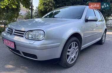 Хэтчбек Volkswagen Golf 2002 в Тальном